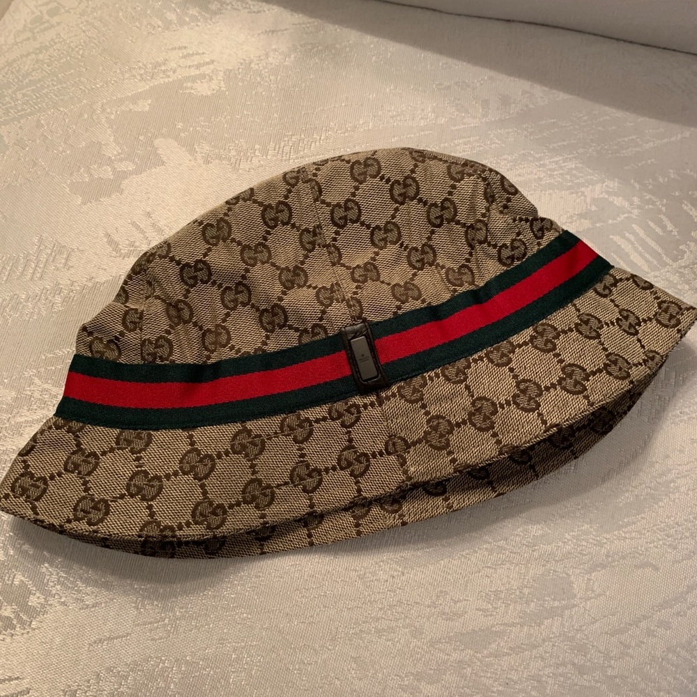 Gucci bucket hat vintage